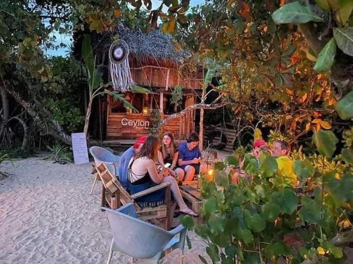 Weligama Bay Watsila Resort Экстерьер фото